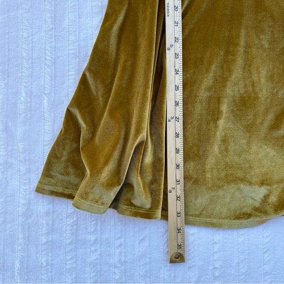 Lulus Velvet Mustard Dress Size M NWT - Picture 5 of 6